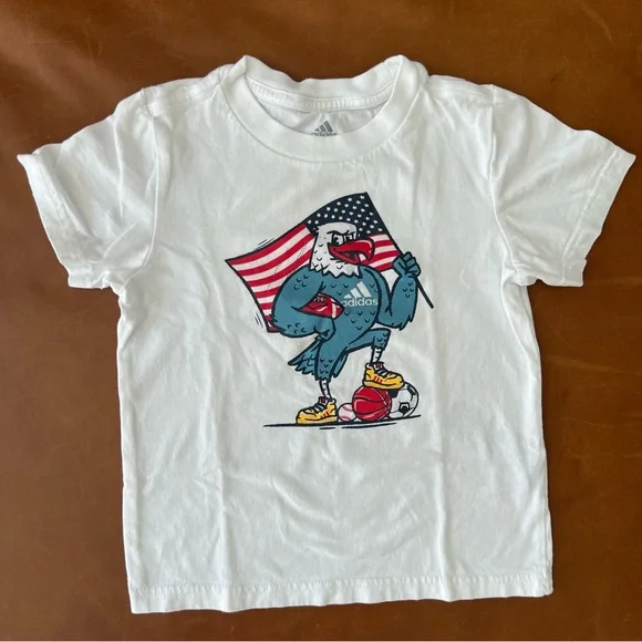 ADIDAS Kids White Sports Eagle Tee and Navy Shorts Set, 3T - Picture 4 of 10
